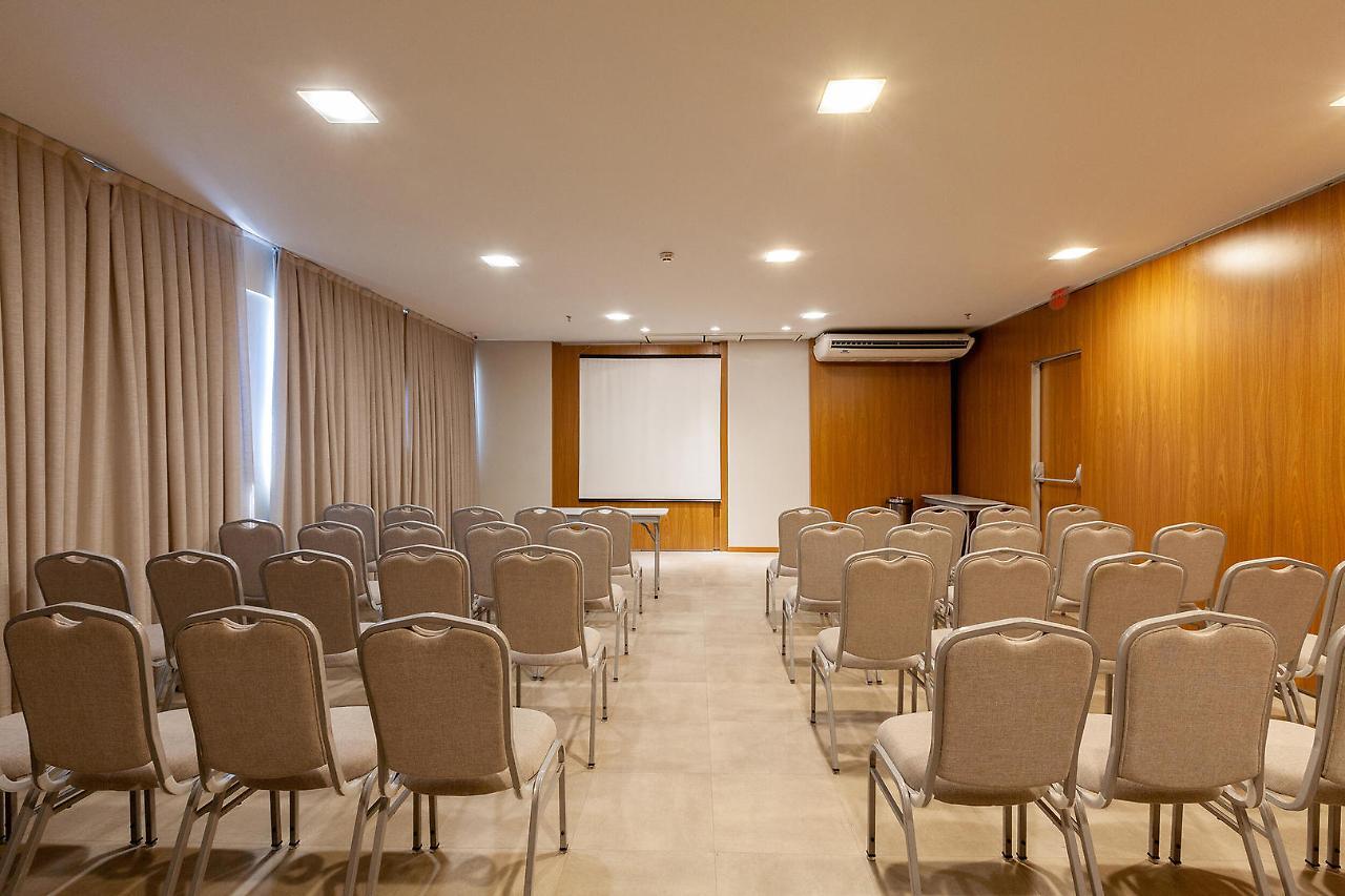 Tri Hotel Executive Brusque Extérieur photo