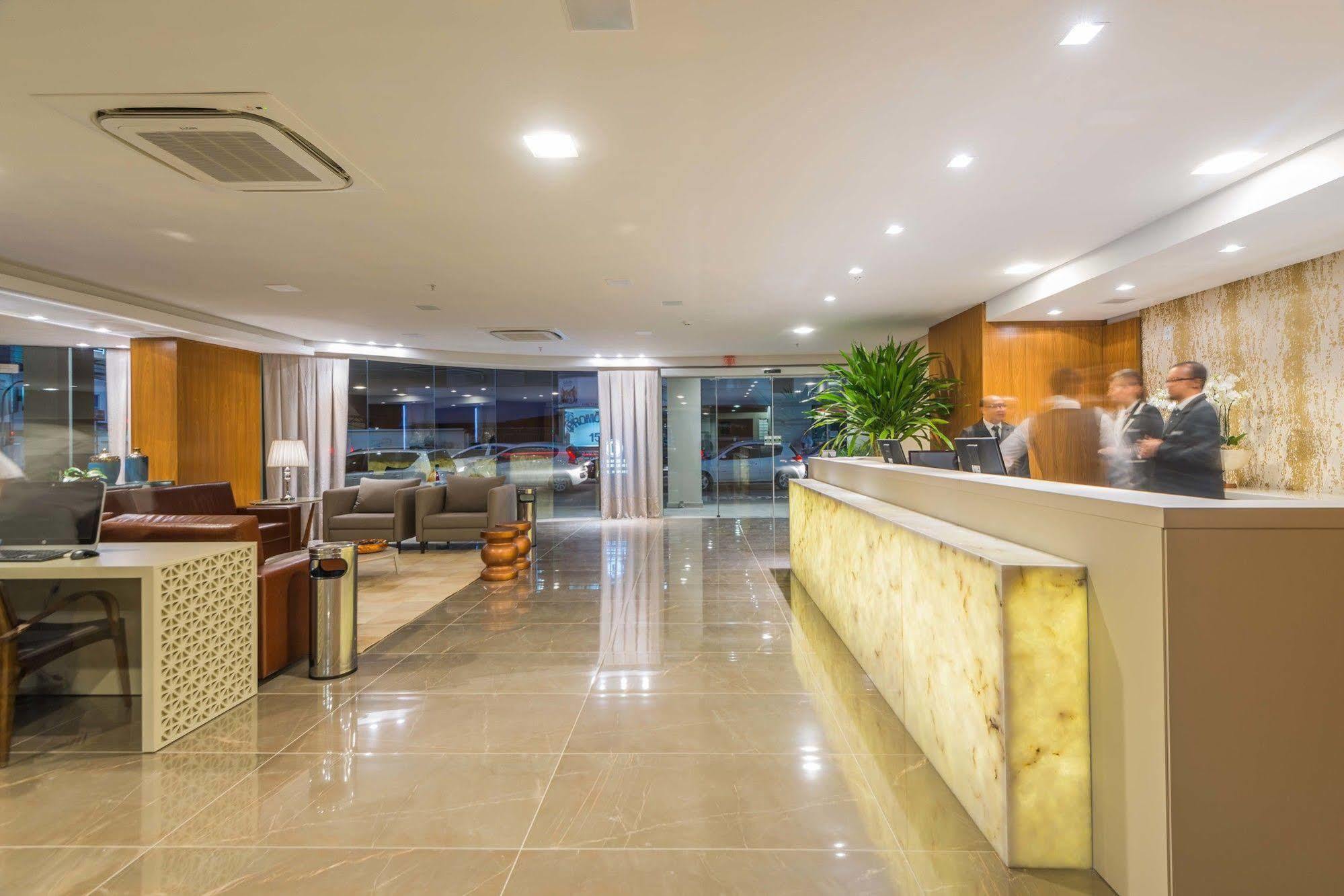 Tri Hotel Executive Brusque Extérieur photo